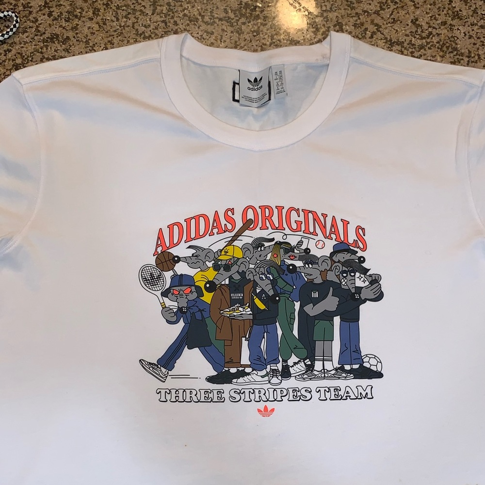 Adidas t-shirt 2xl